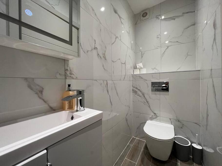 Апартаменты Star London Finchley Road 1-Bed Hideaway Экстерьер фото